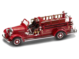 Yat Ming 1:43 Scale 1935 Mack Type 75BX Fire Engine Diecast - 43001RED